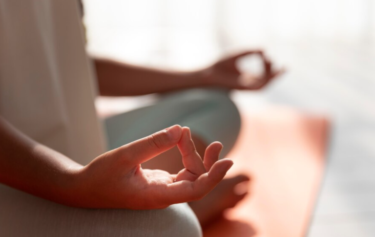 Does yoga build body?